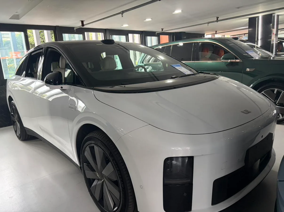 Li Auto ideal i6, 2025 — фото 2