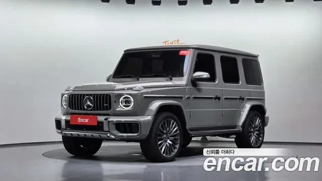 Mercedes-Benz G-Class W465