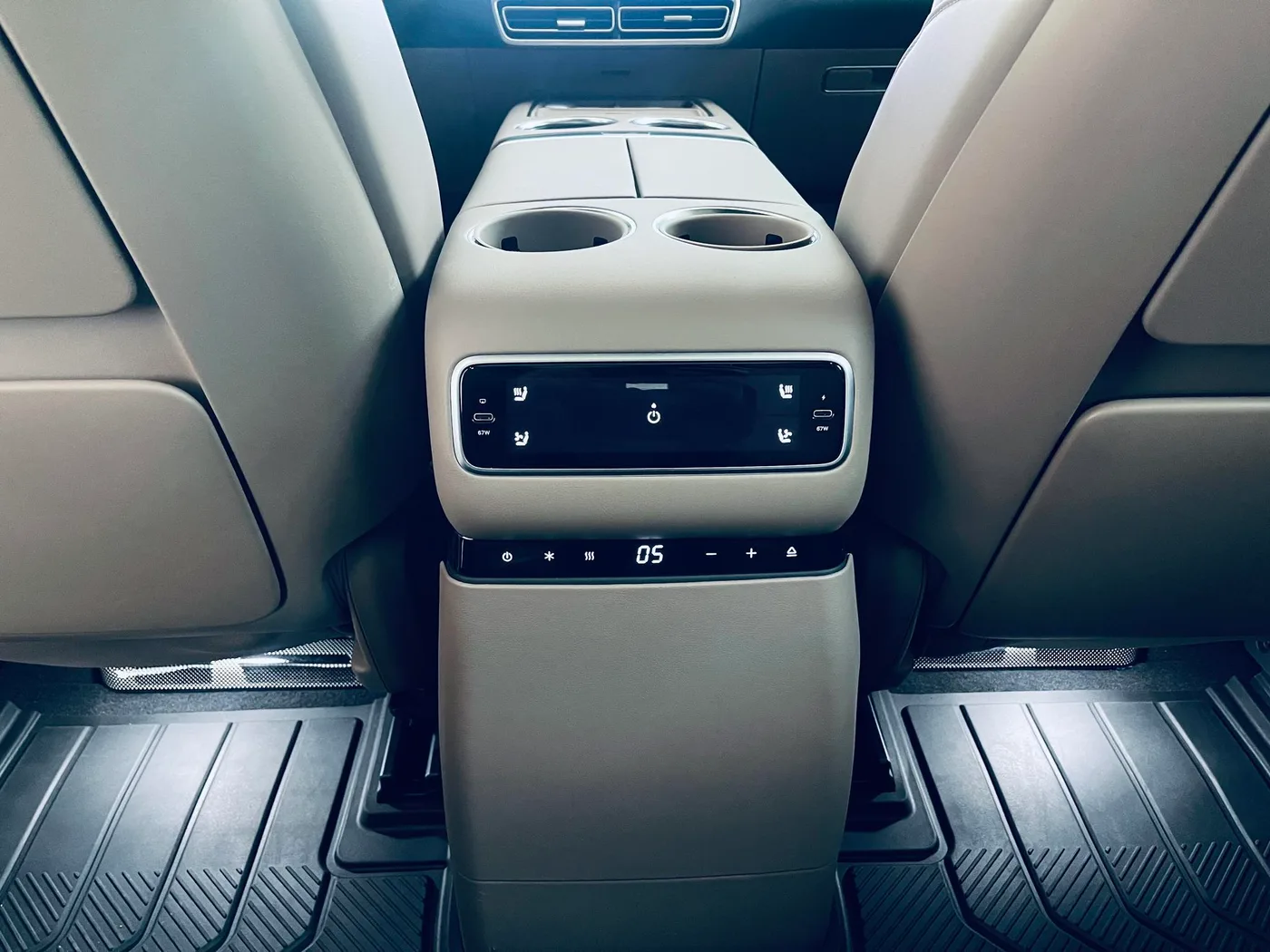 Li Auto Ideal L9, 2025 — фото 14