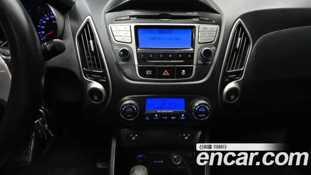 Hyundai Tucson ix, 2010 — фото 14