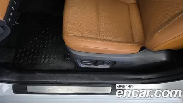 Toyota Camry xv80, 2025 — фото 31