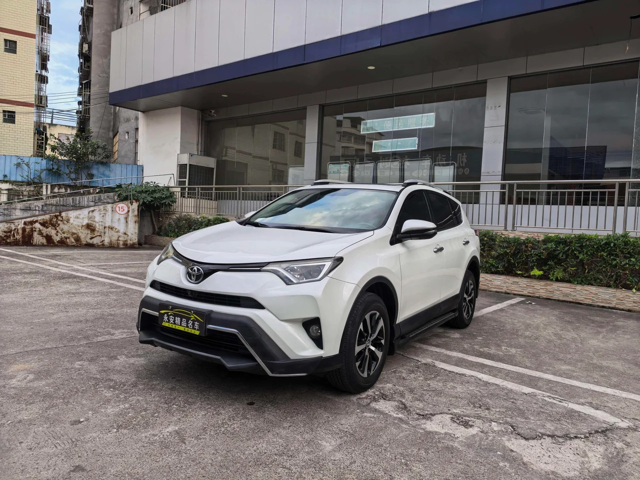 Toyota RAV4 Rongfang