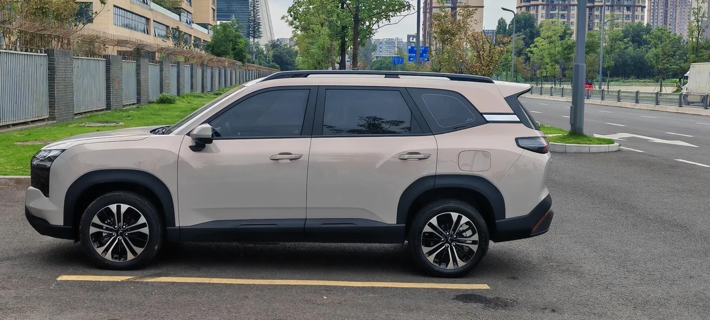 Wuling Starlight 560 PHEV, 2026 — фото 22