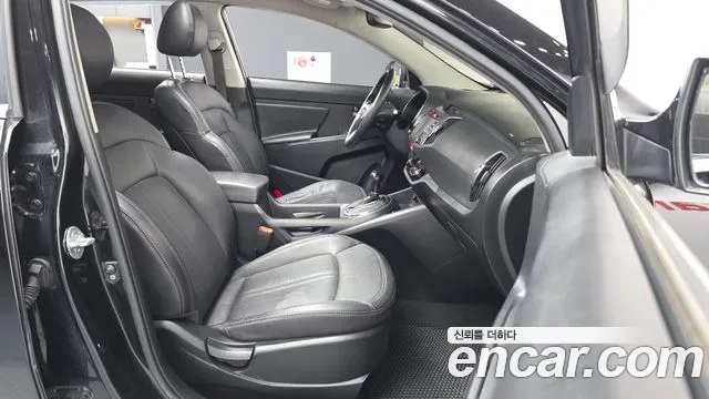 Kia Sportage, 2010 — фото 11