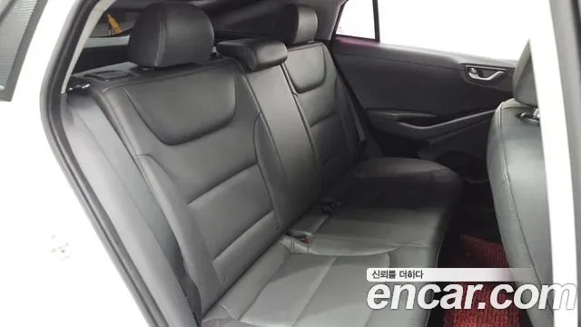 Hyundai Ioniq Ionic Electric, 2016 — фото 17