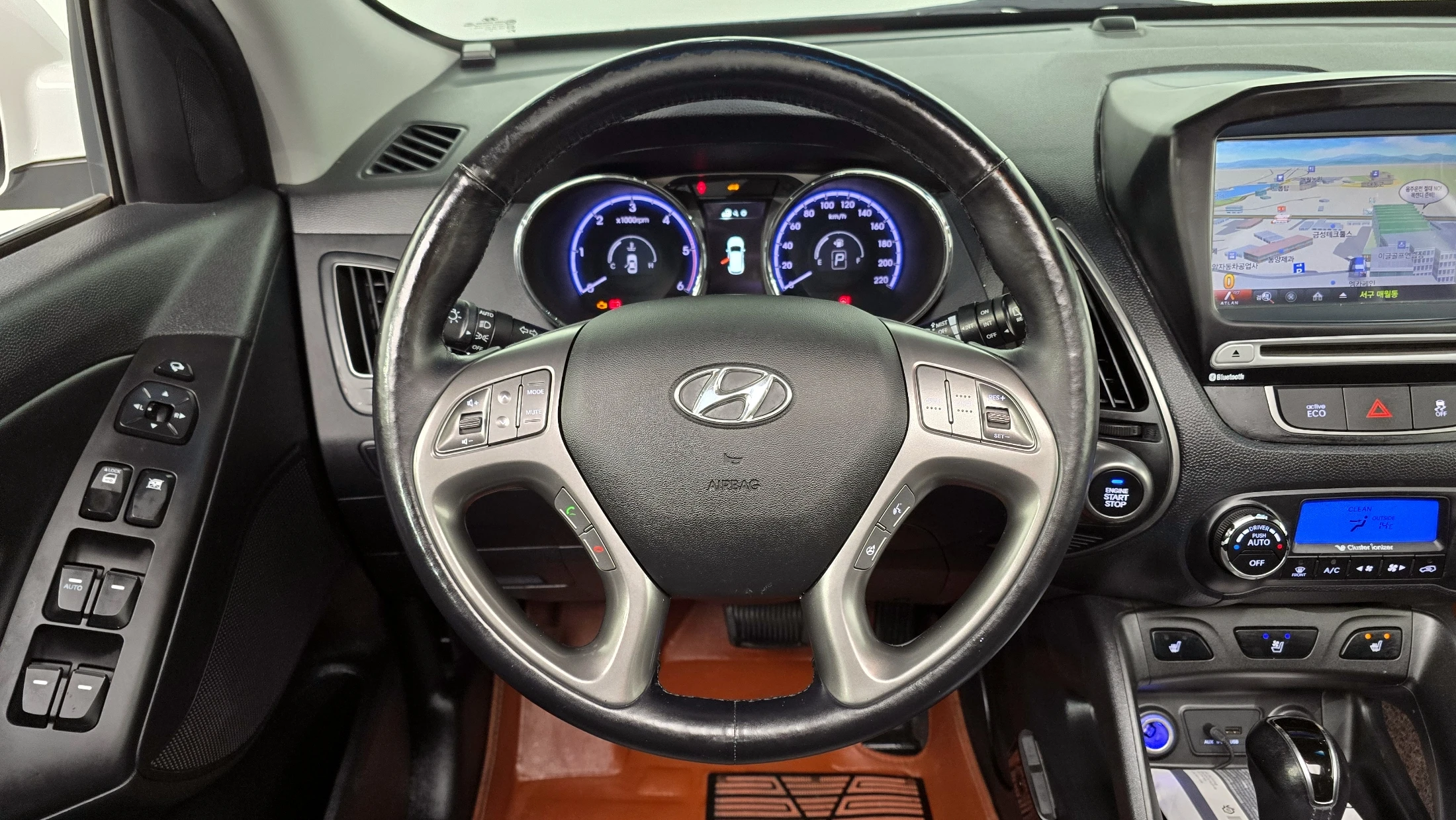 Hyundai Tucson ix, 2014 — фото 13