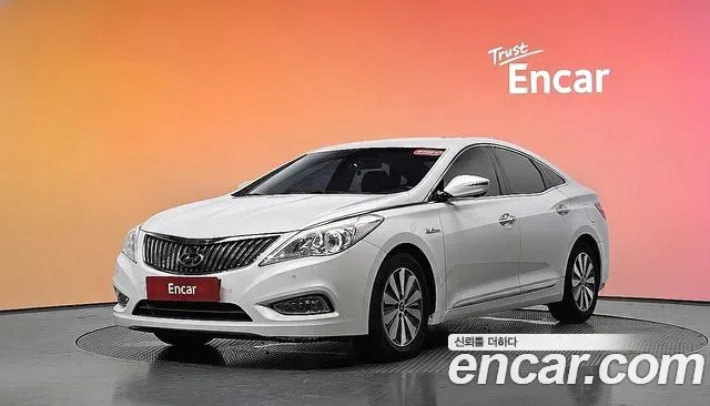 Hyundai Grandeur HG Hybrid, 2014 — фото 21