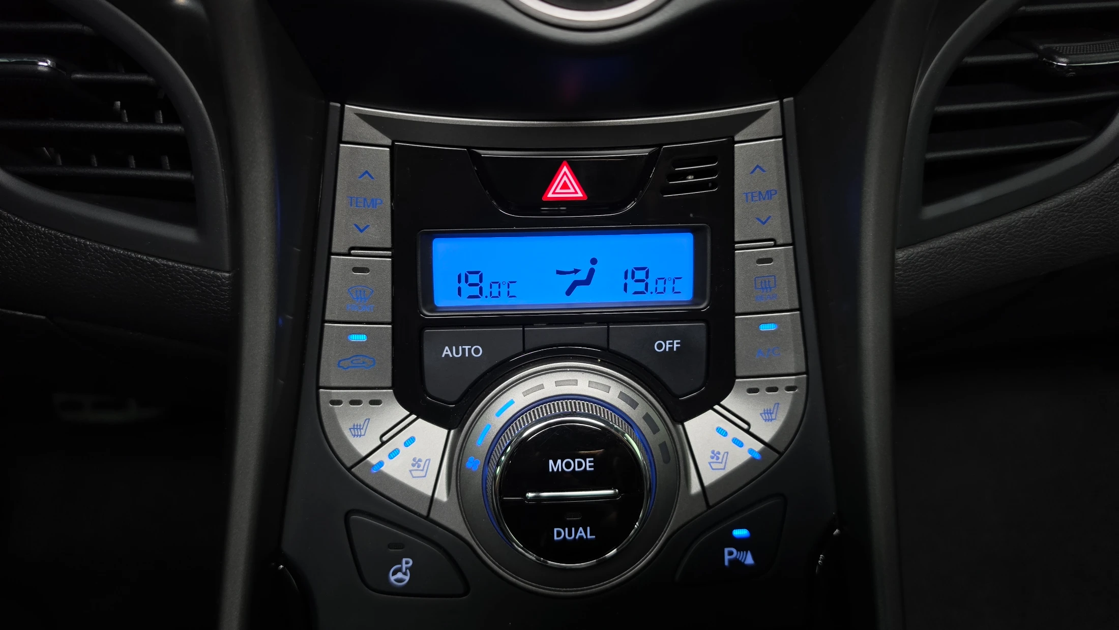 Hyundai Avante MD, 2013 — фото 30