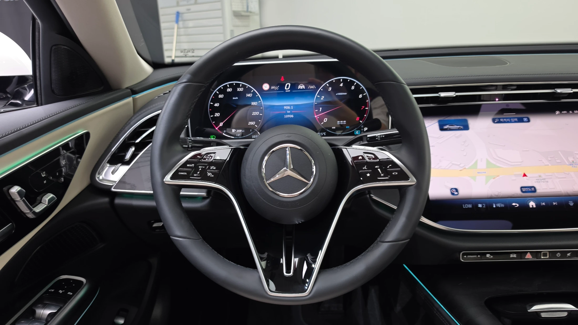 Mercedes-Benz E-Class W214, 2025 — фото 13