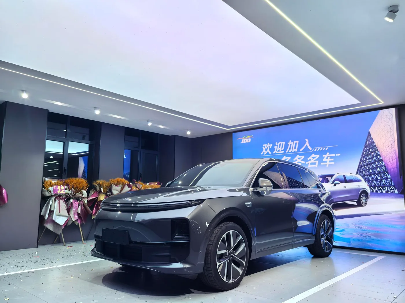 Li Auto Ideal L6