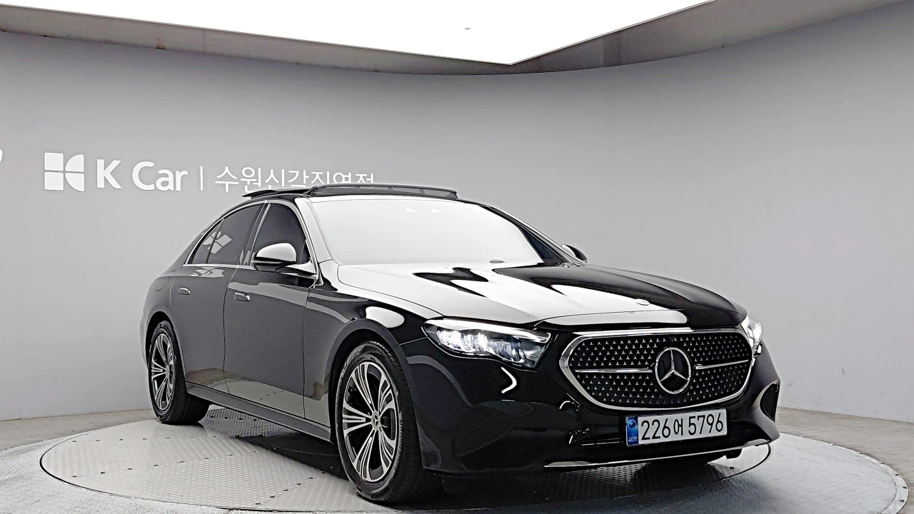 Mercedes-Benz E-Class W214, 2025 — фото 3