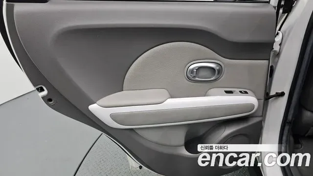 Kia Soul EV, 2015 — фото 25