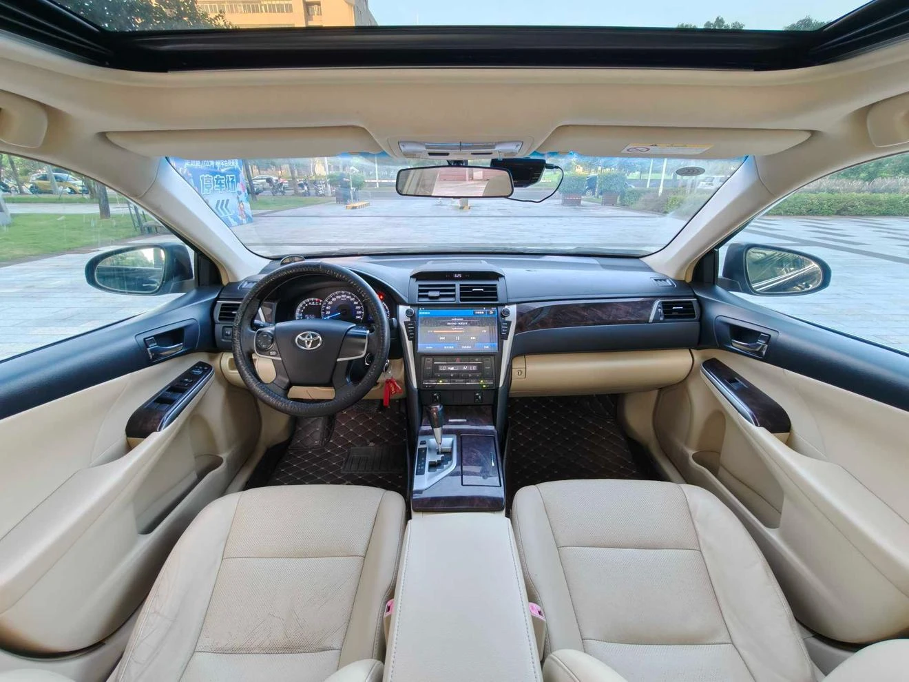Toyota Camry, 2015 — фото 14