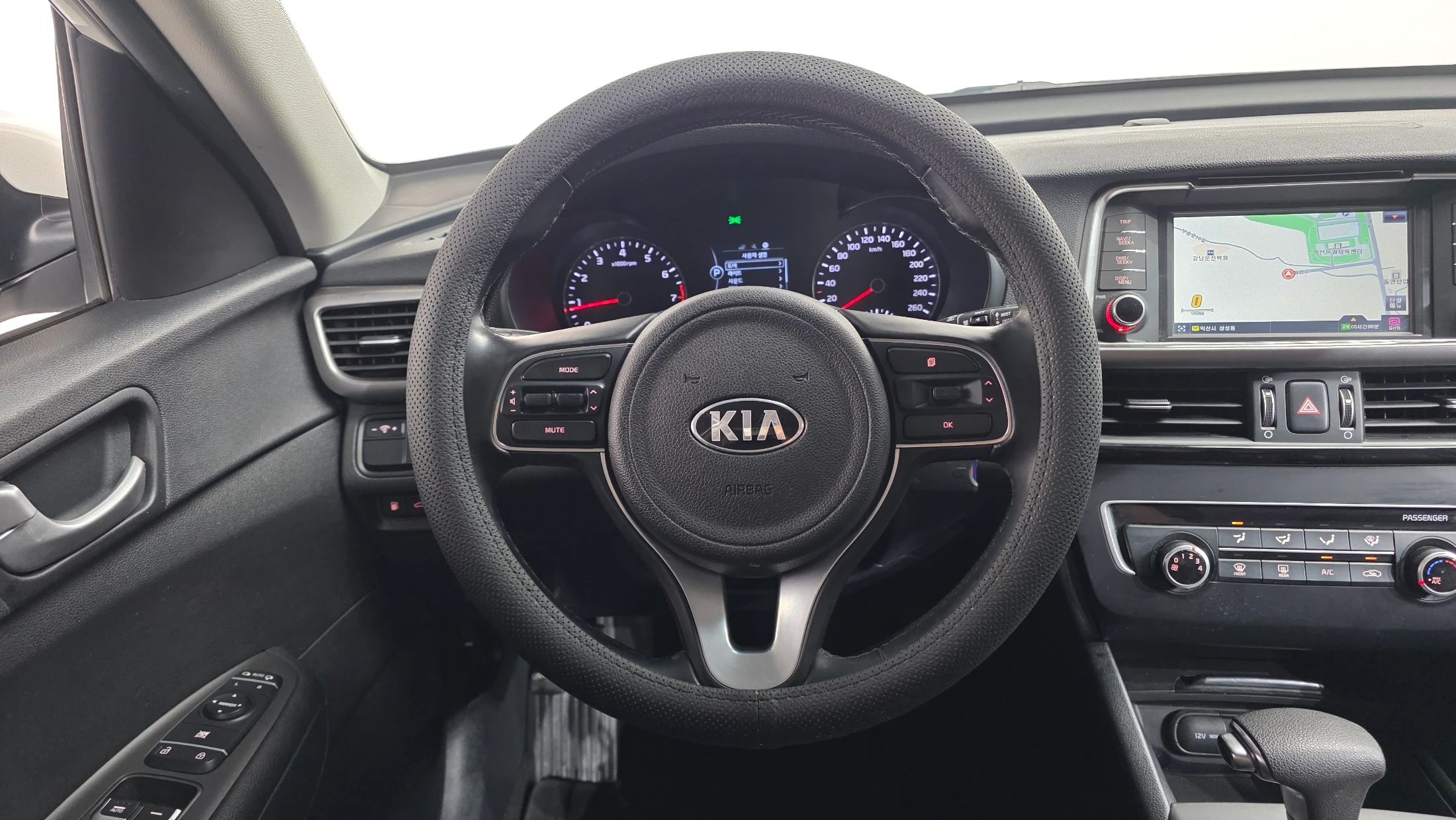 Kia K5, 2015 — фото 14