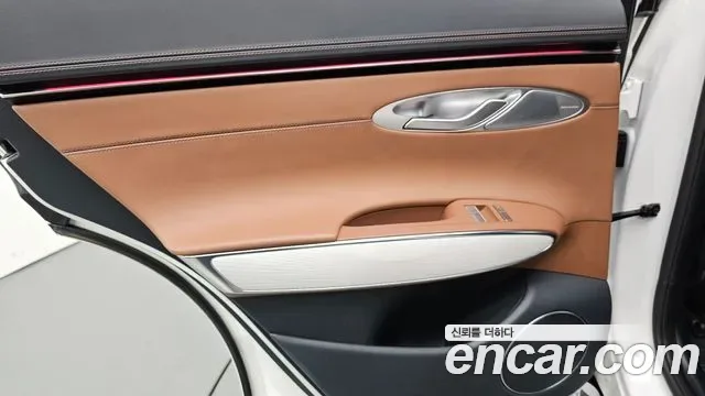 Genesis Gv70, 2024 — фото 25