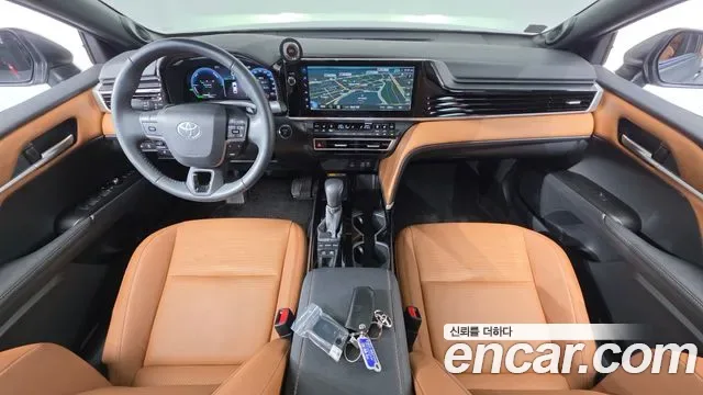 Toyota Camry xv80, 2025 — фото 4