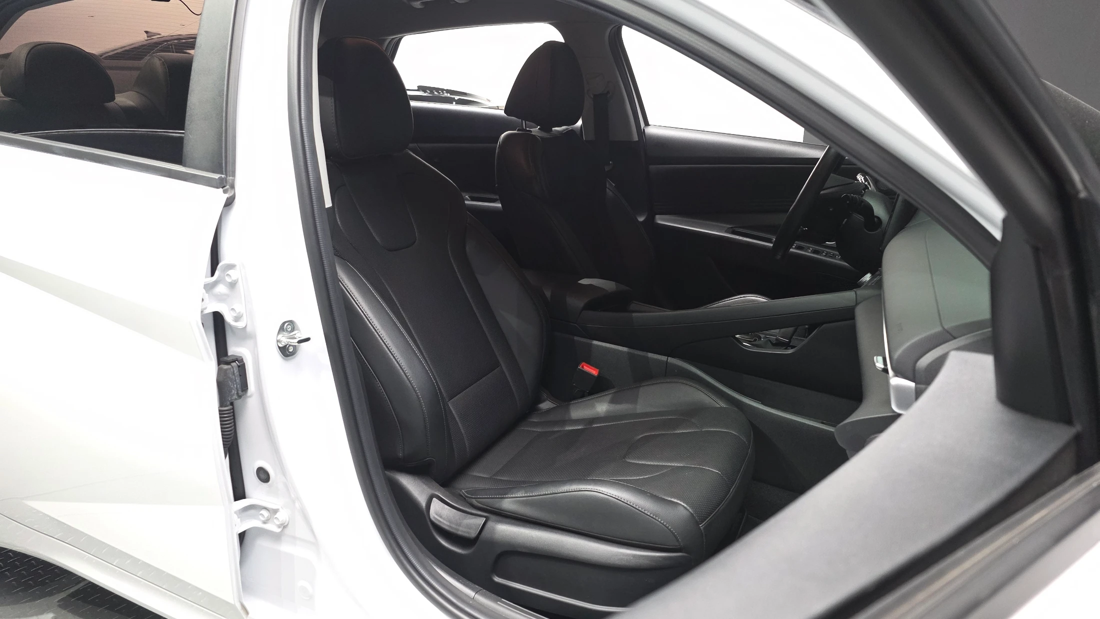 Hyundai Avante CN7, 2024 — фото 27