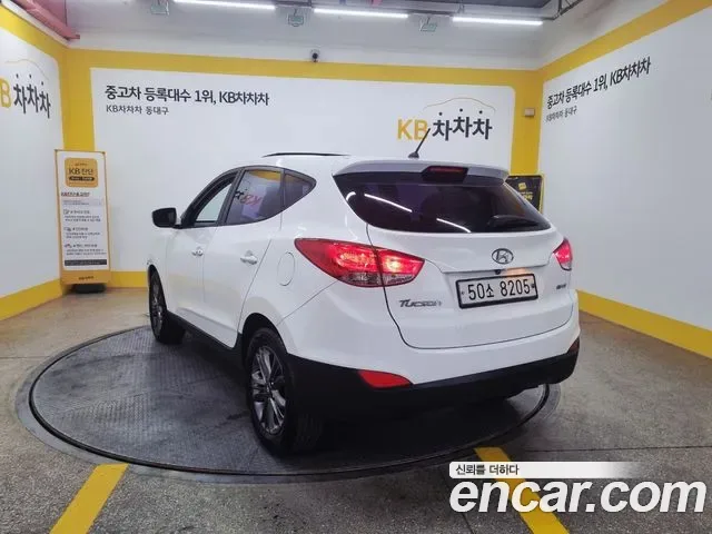 Hyundai Tucson ix, 2013 — фото 2
