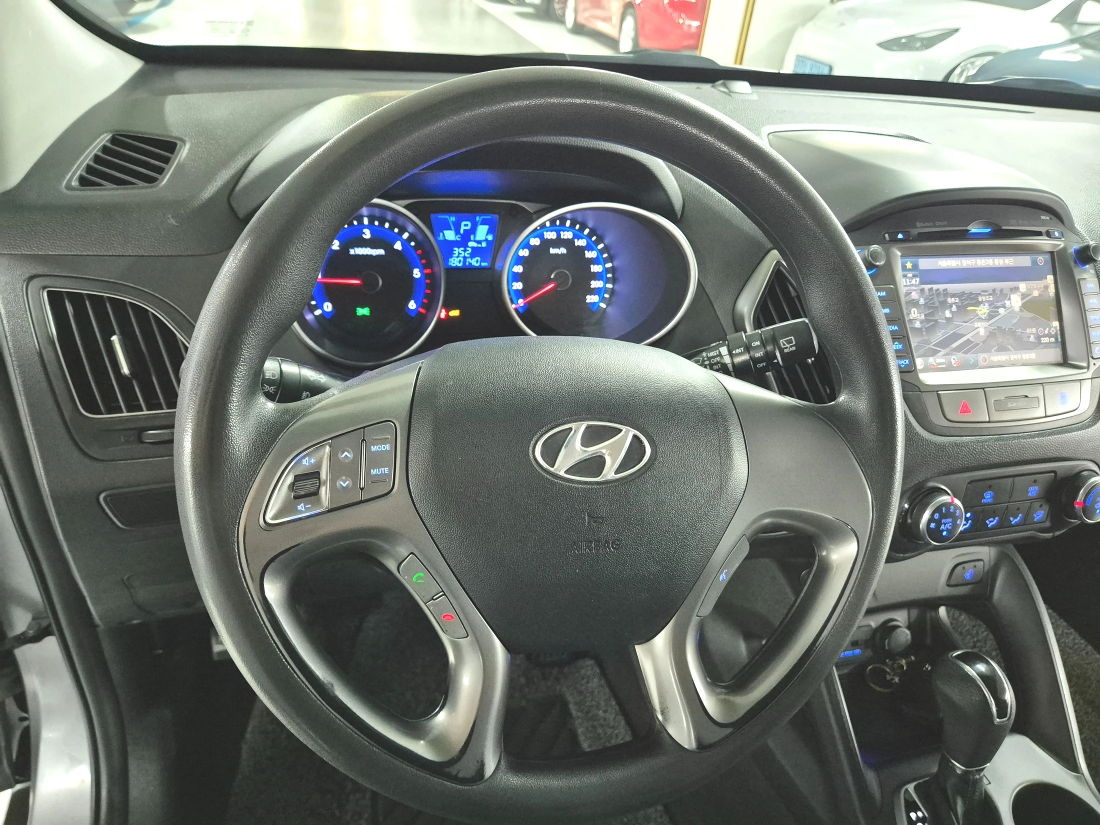 Hyundai Tucson ix, 2014 — фото 11
