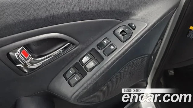 Hyundai Tucson ix, 2012 — фото 18