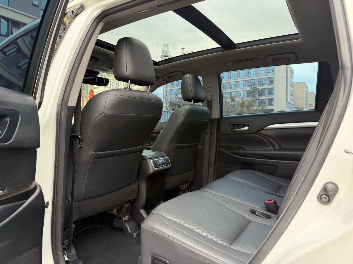 Toyota Highlander, 2018 — фото 12