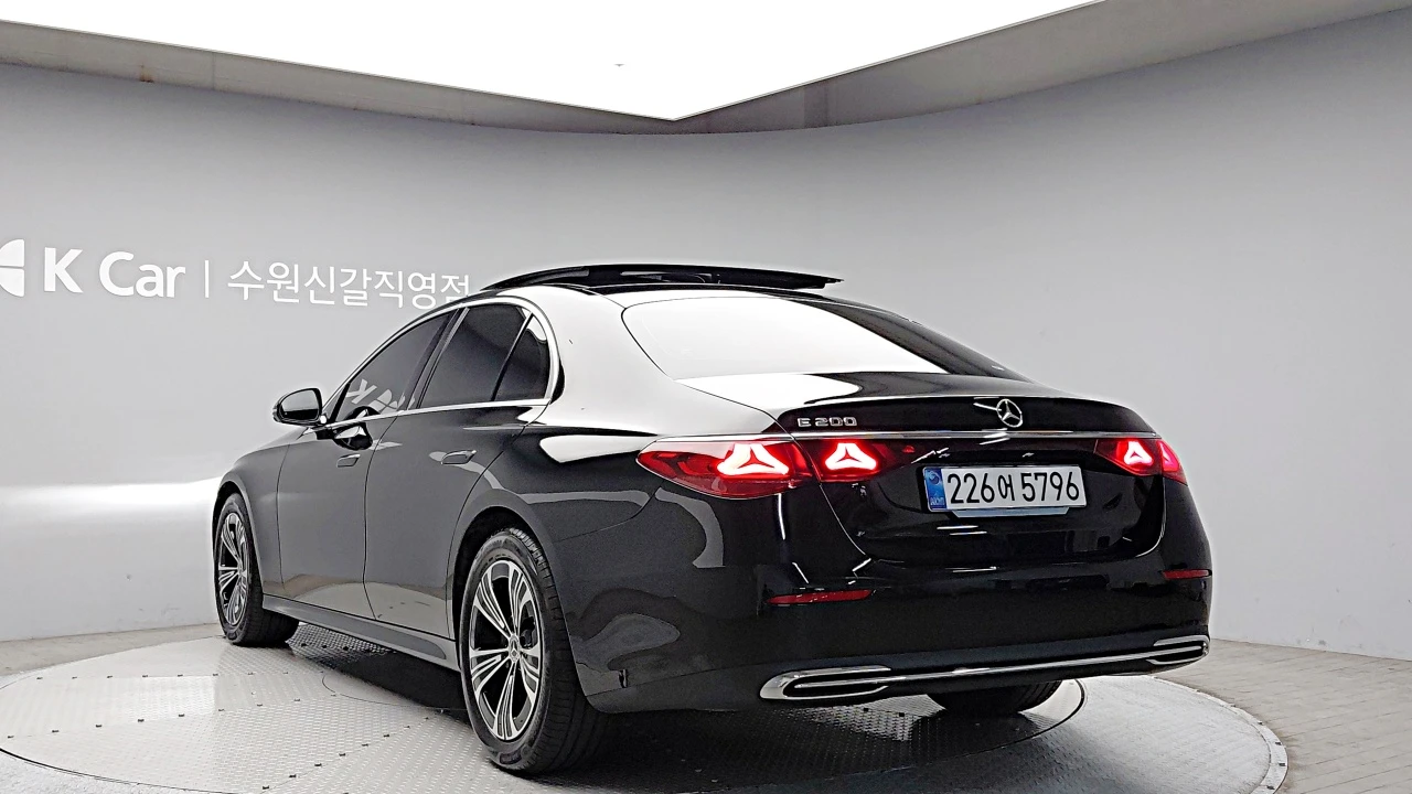 Mercedes-Benz E-Class W214, 2025 — фото 4