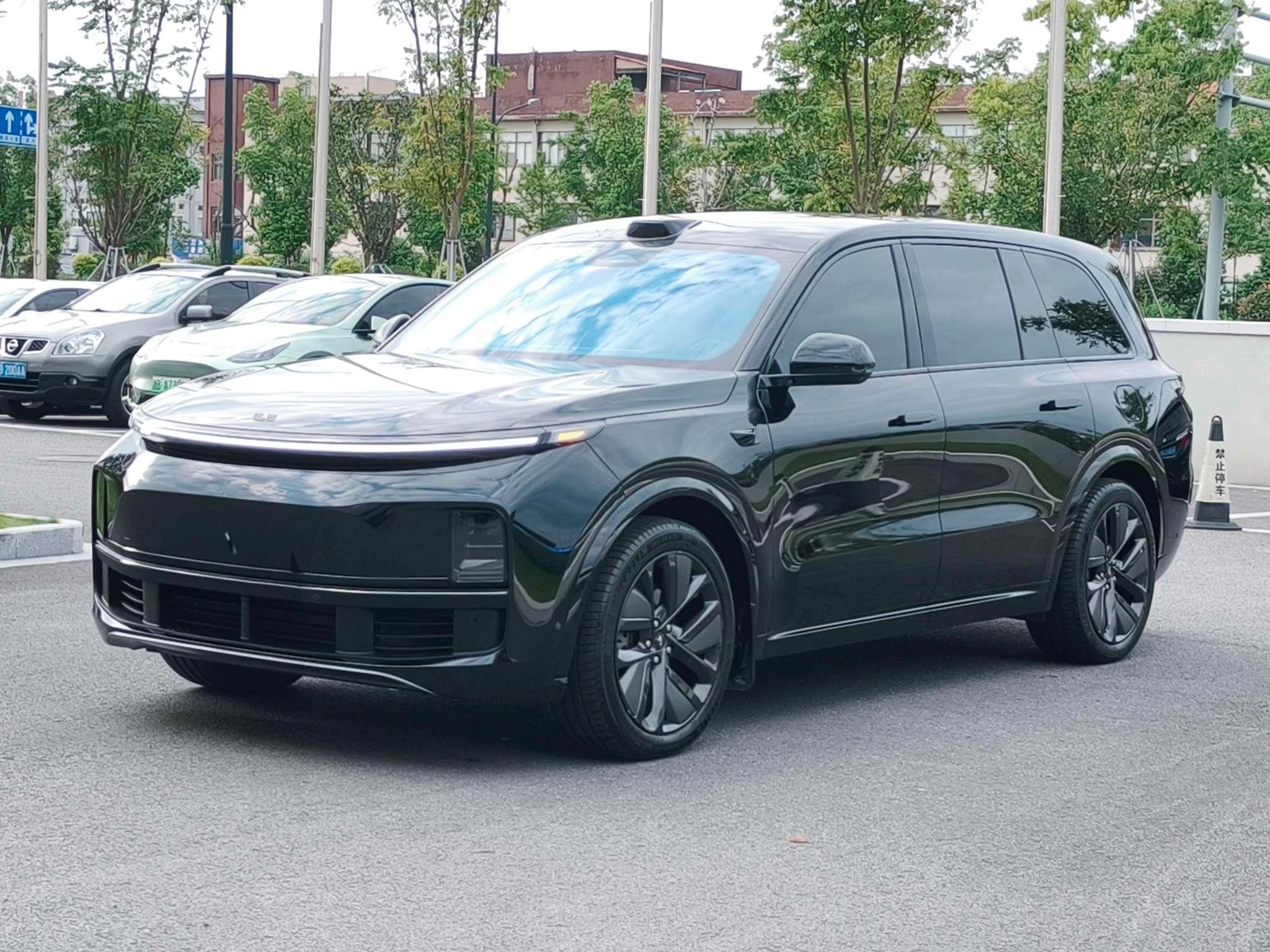 Li Auto Ideal L9