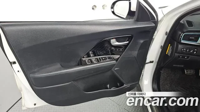 Kia Niro EV, 2018 — фото 24