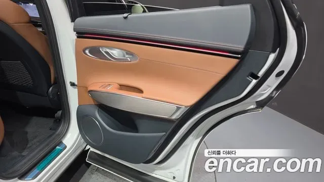 Genesis Gv70, 2025 — фото 25