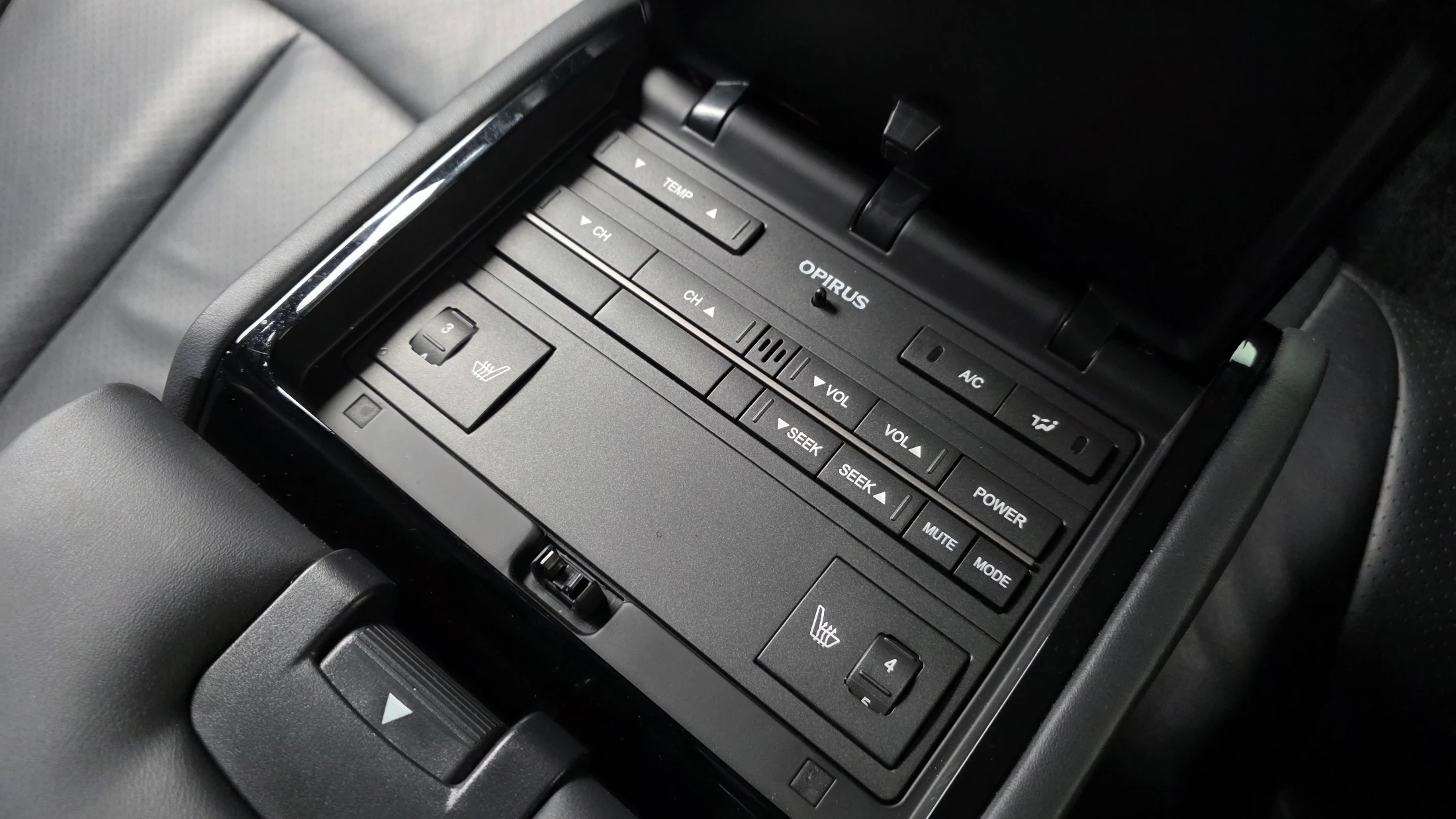 Kia Opirus Premium, 2011 — фото 19