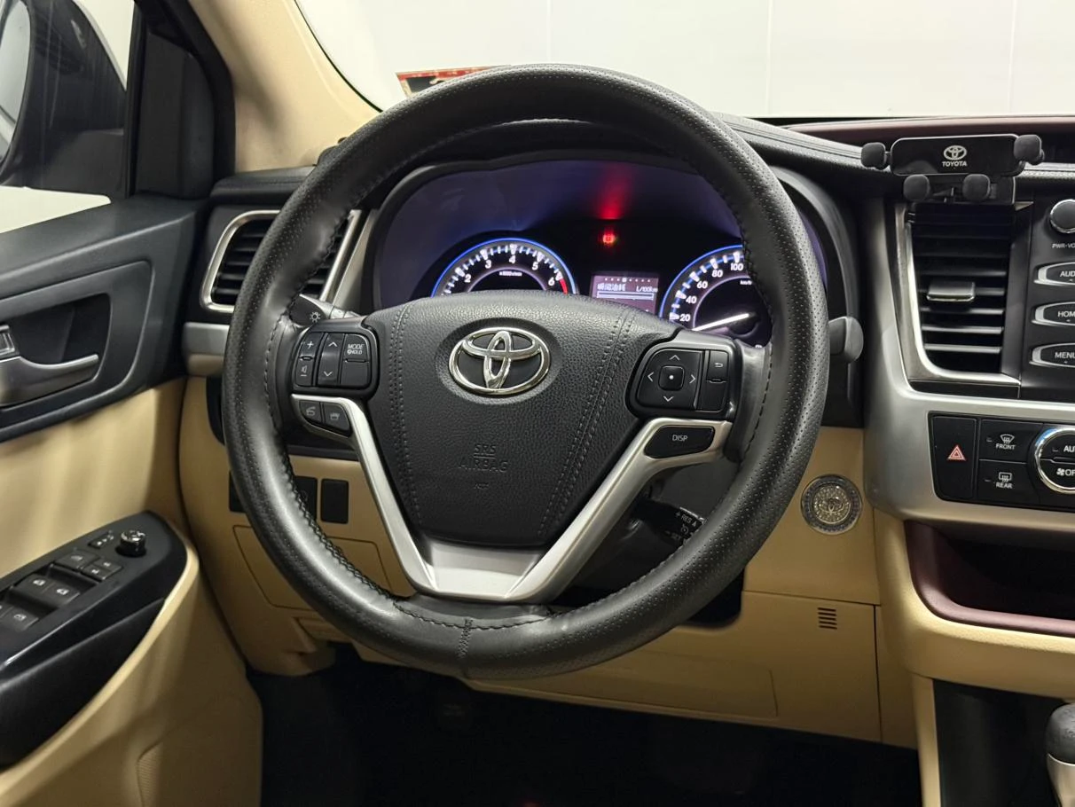 Toyota Highlander, 2015 — фото 28