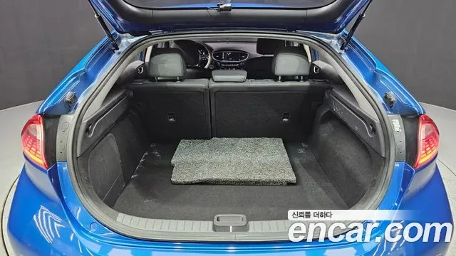Hyundai Ioniq Ionic Electric, 2016 — фото 20