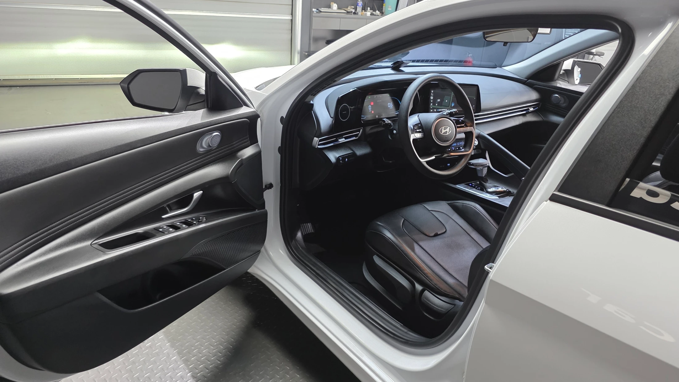 Hyundai Avante CN7, 2023 — фото 10