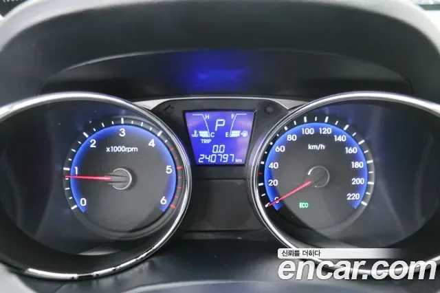 Hyundai Tucson ix, 2013 — фото 12