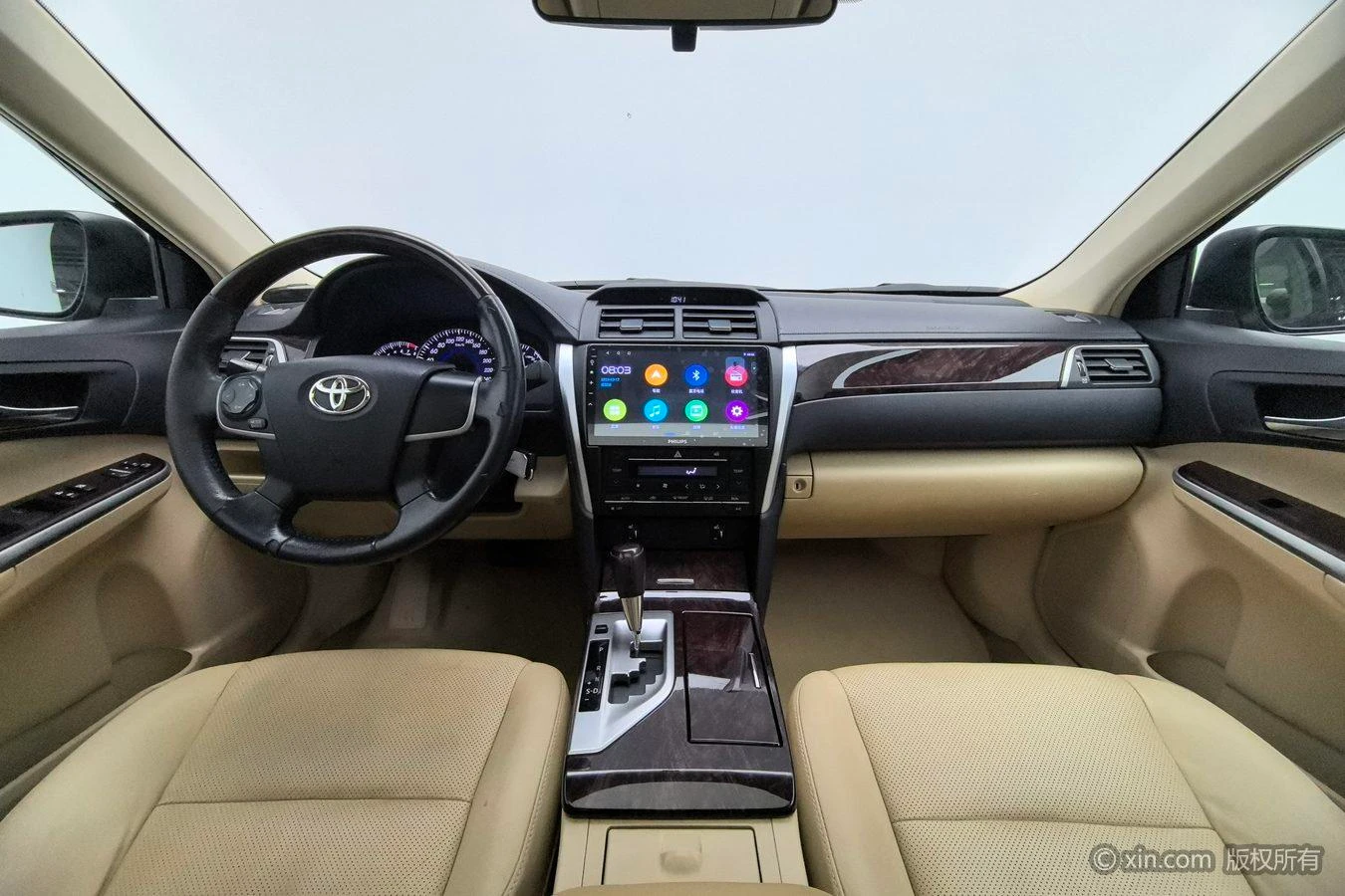 Toyota Camry, 2015 — фото 14