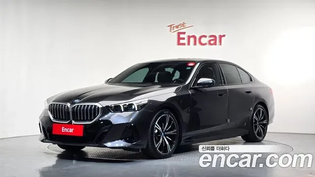 BMW 5-Series G60