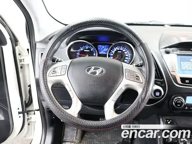 Hyundai Tucson ix, 2012 — фото 15