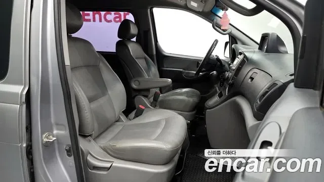 Hyundai Starex Grand Starex, 2012 — фото 11