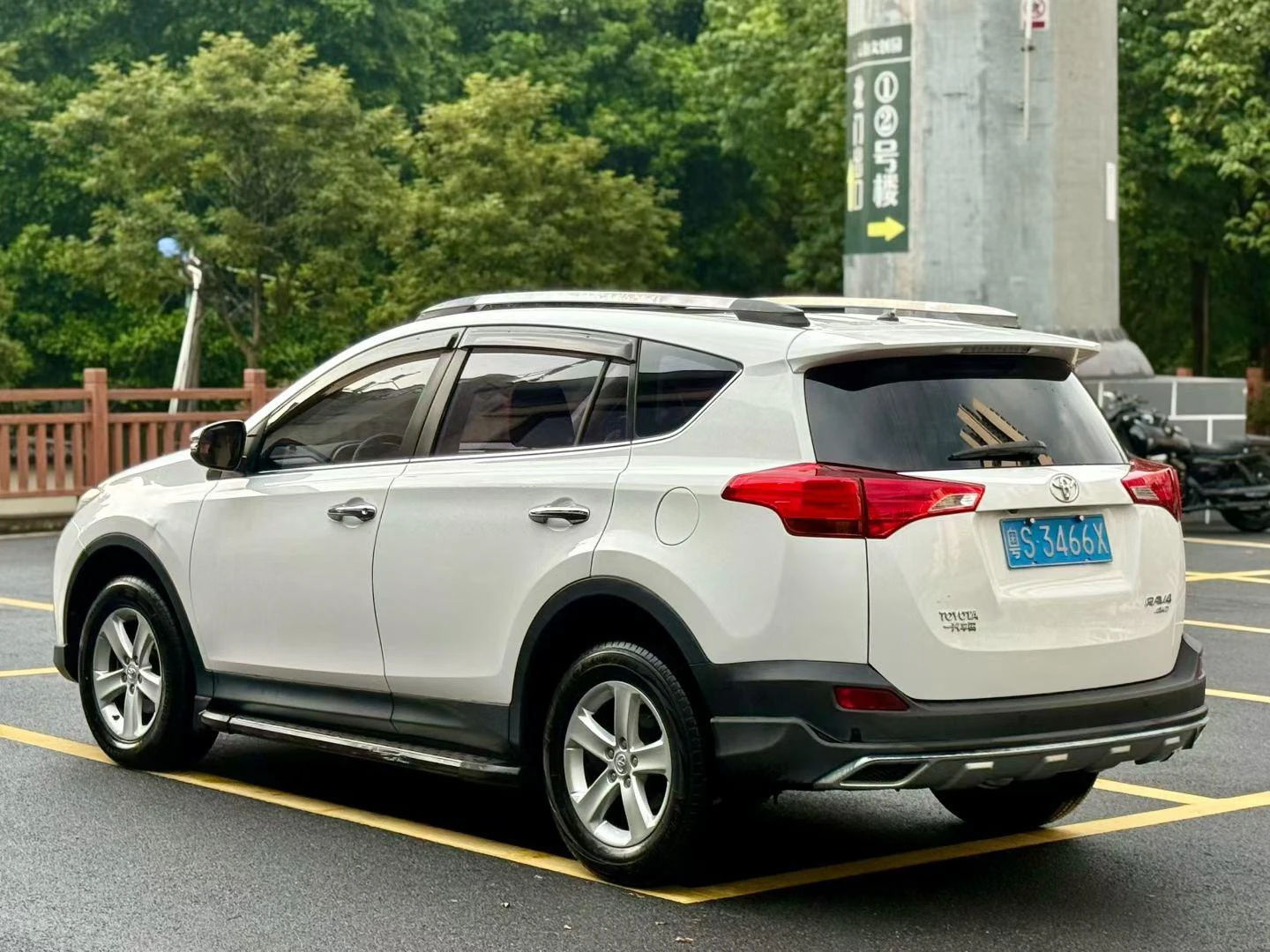 Toyota RAV4 Rongfang, 2013 — фото 13