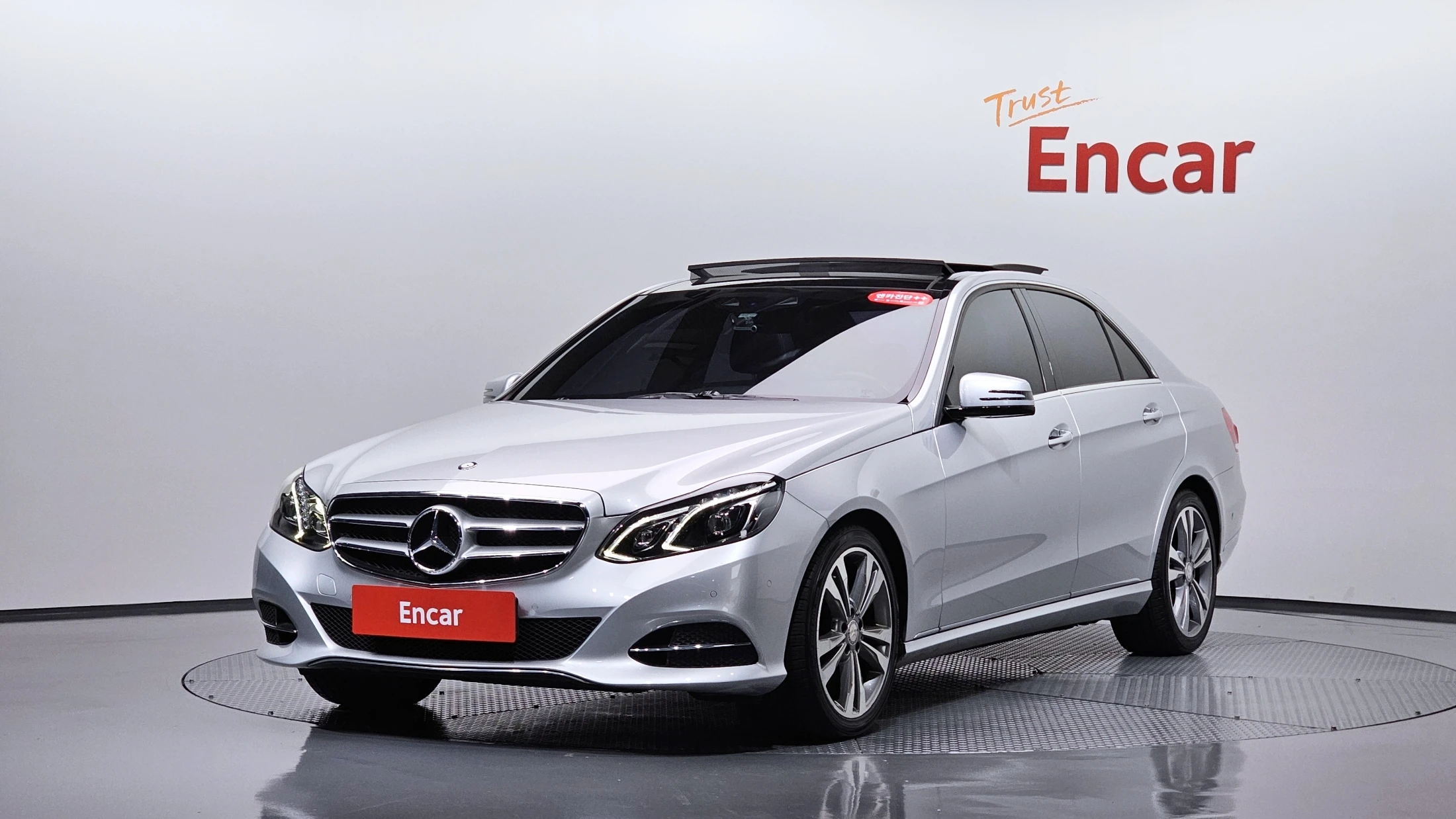 Mercedes-Benz E-Class W212