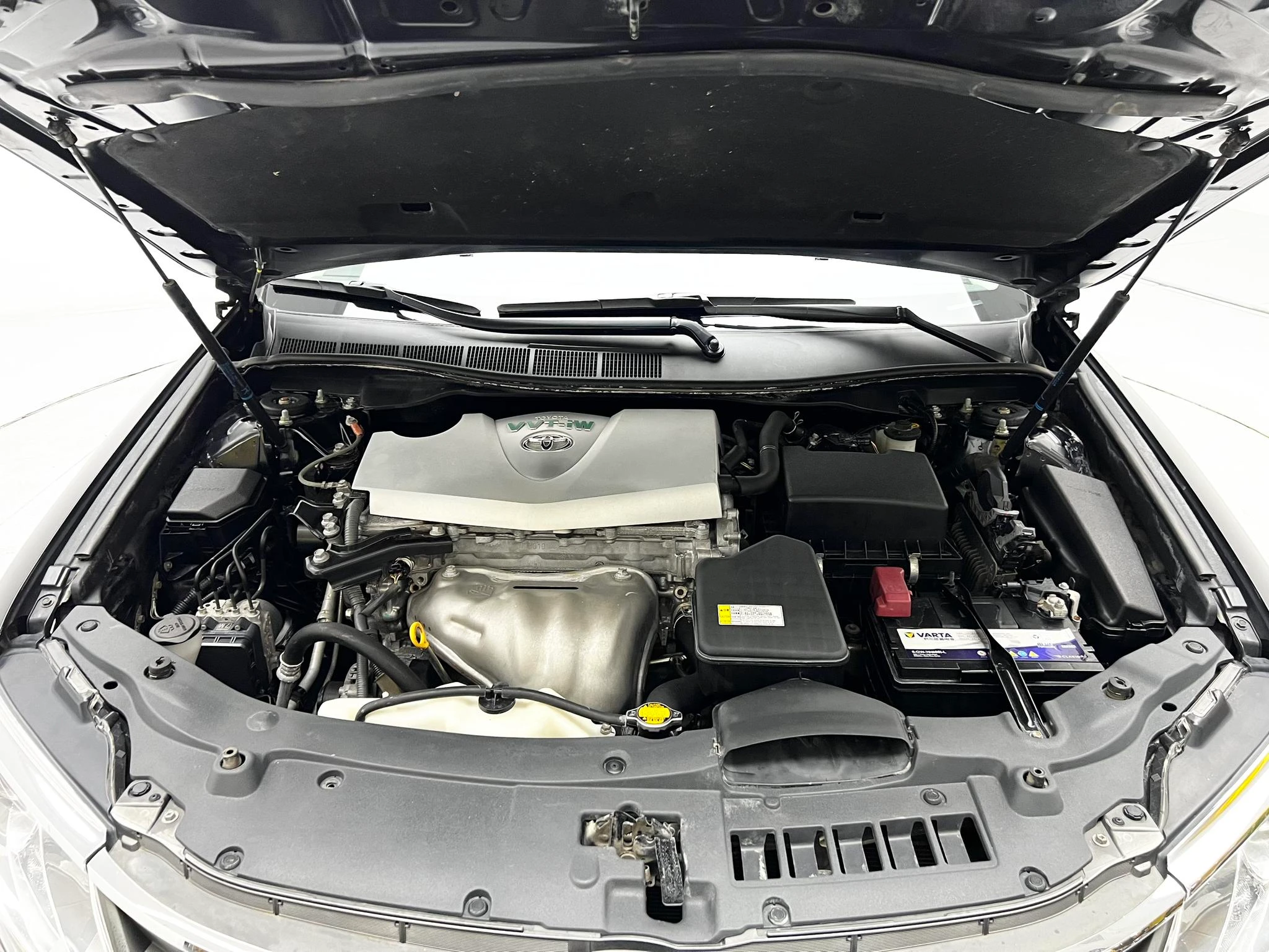 Toyota Camry, 2015 — фото 17