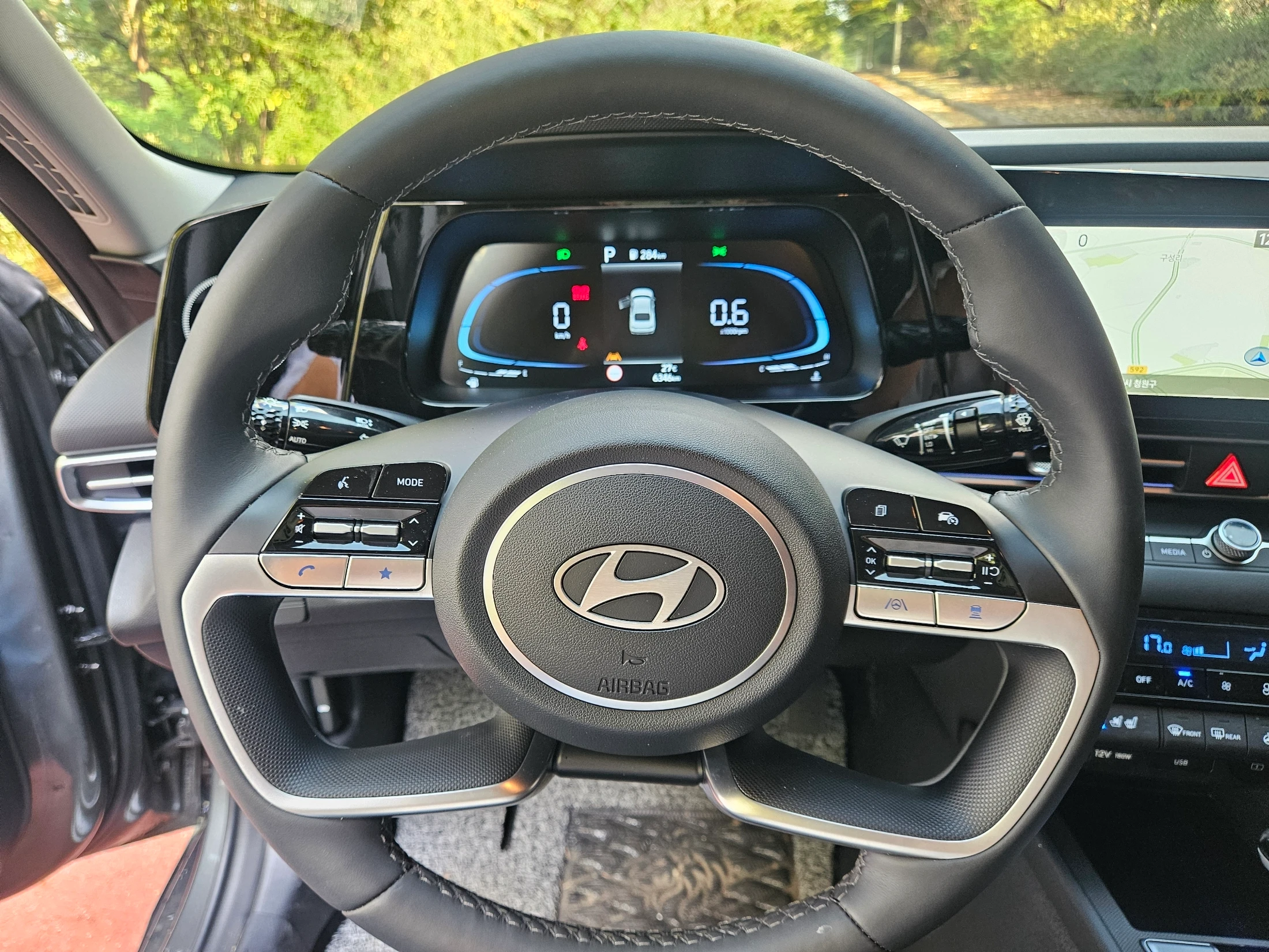 Hyundai Avante CN7, 2024 — фото 15