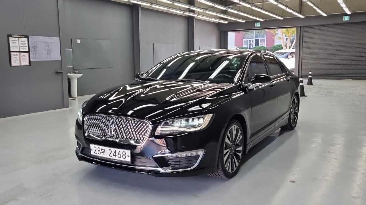 Lincoln Mkz