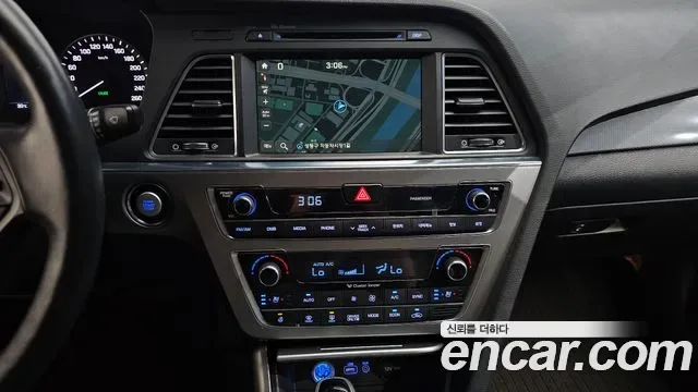 Hyundai Sonata LF Sonata Hybrid, 2016 — фото 14