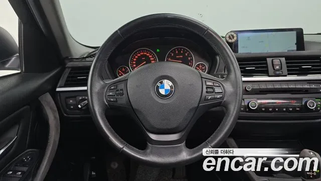 BMW 3-Series F30, 2012 — фото 15