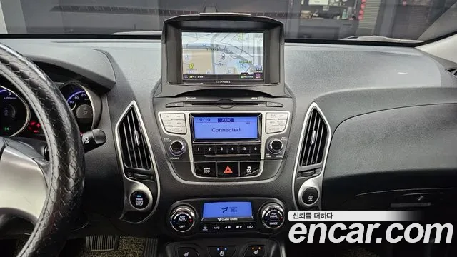 Hyundai Tucson ix, 2010 — фото 14