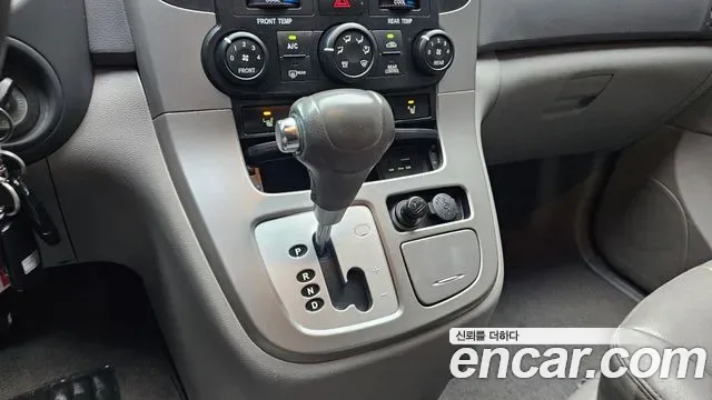 Kia Canival Carnival R, 2012 — фото 9
