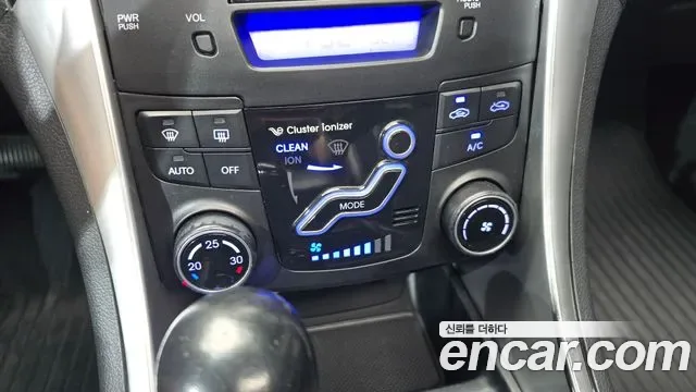 Hyundai Sonata YF Sonata, 2010 — фото 15