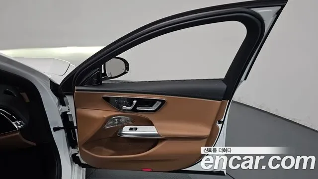 Mercedes-Benz E-Class W214, 2025 — фото 25