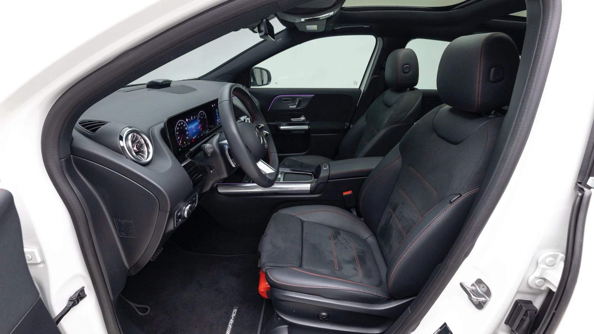 Mercedes-Benz Gla-Class H247, 2025 — фото 14
